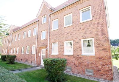 Sehr schöne 1,5 Zimmer Dachgeschoss Wohnung in der Selenter Straße