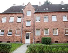*** Anfragestopp Erstbezug nach Modernisierung 2-Zimmer-Wohnung mit großer Küche